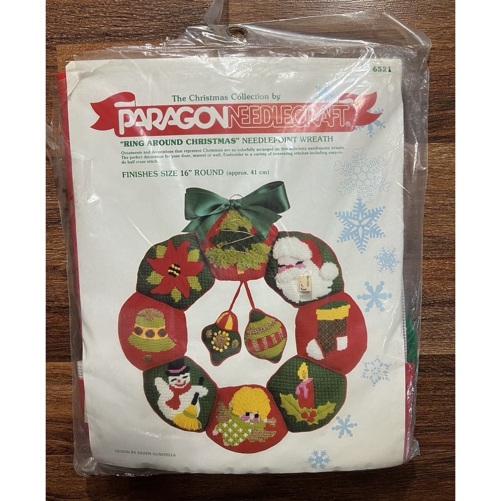 1980 Paragon Needlepoint Wreath Kit RING AROUND CHRISTMAS #6521 Santa Snowman